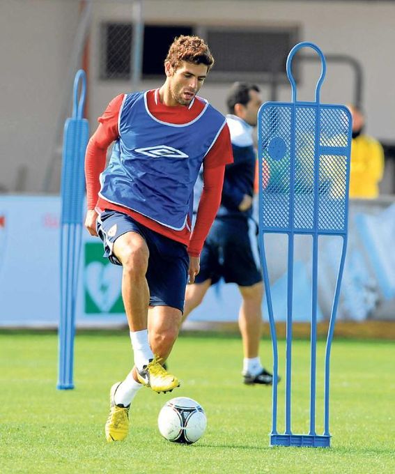 El Arsenal y el Liverpool apuntan el nombre de Fazio