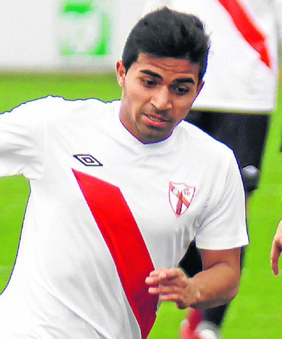 El seleccionador chileno no perderá de vista a Rabello