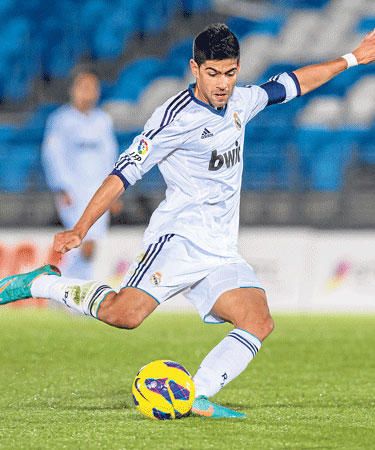 Aumenta la competencia por un Juanfran "muy receptivo"