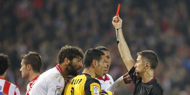 Tres partidos contra el Atlético, ocho expulsiones