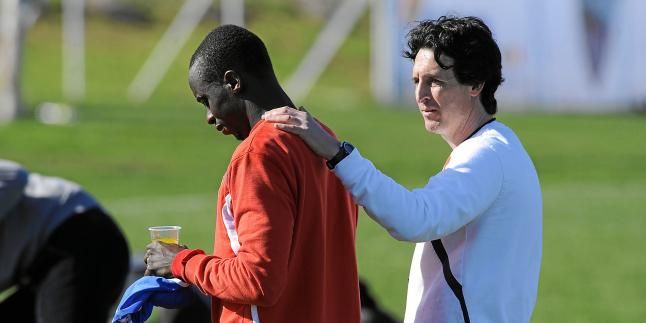 'Twitter' se ceba con Babá