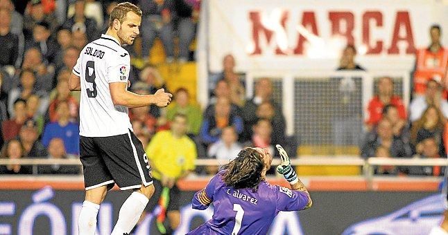 Los compañeros de Cristian Álvarez dan por hecho que se irá al Betis