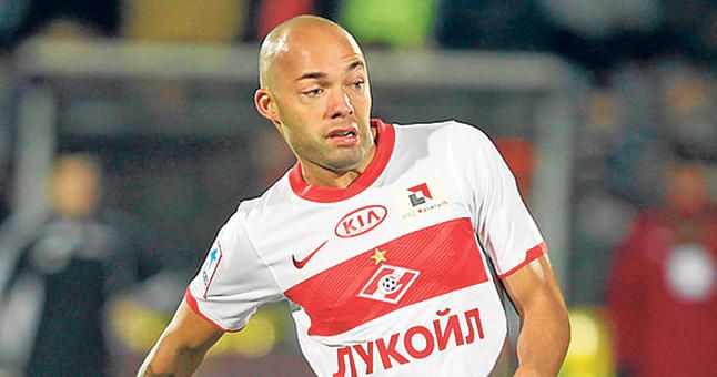 El Anderlecht quiere quedarse con De Zeeuw en propiedad