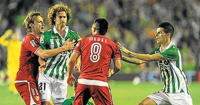 El vestuario se enfada y el club decide darle un tirón de orejas a Medel