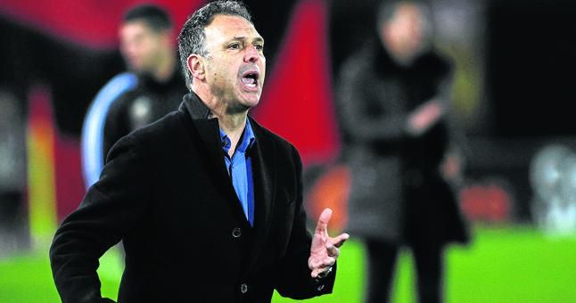 El futuro de Joaquín Caparrós podría estar en el Schalke 04