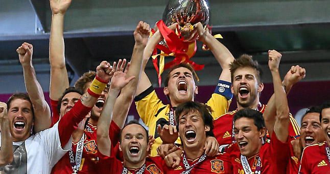 España sigue líder en la clasificación mundial de la FIFA