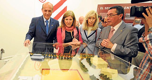 El Campo del Mercantil recibe 20.000 visitas cien años después