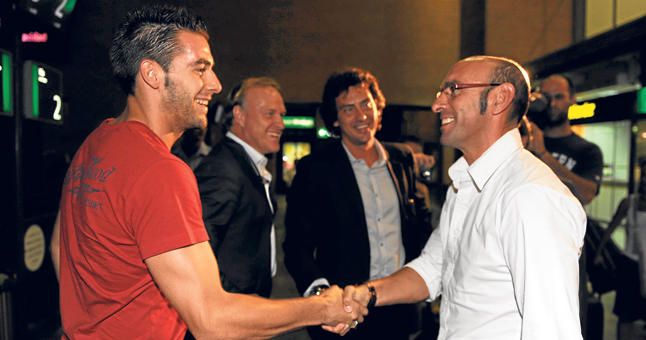 Monchi: "Hay interés directo por Negredo, Kondogbia y otros futbolistas"