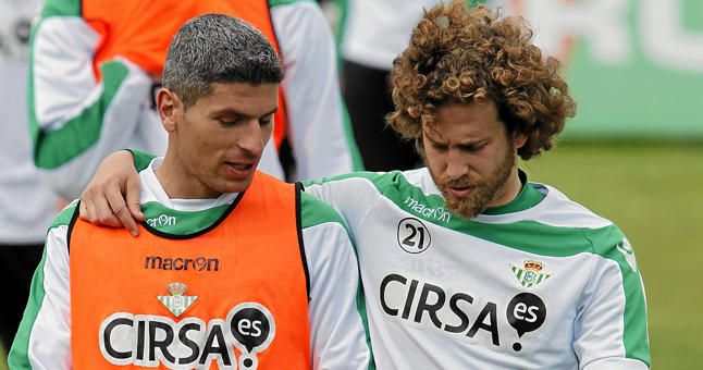 Adrián, Cañas y Salva Sevilla, convocados con la Selección Andaluza