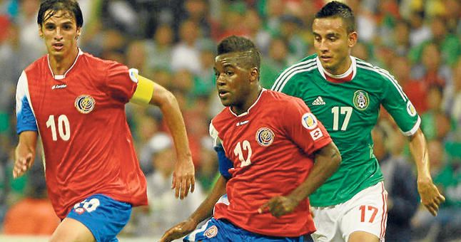 Campbell brilla como delantero en el empate ante México