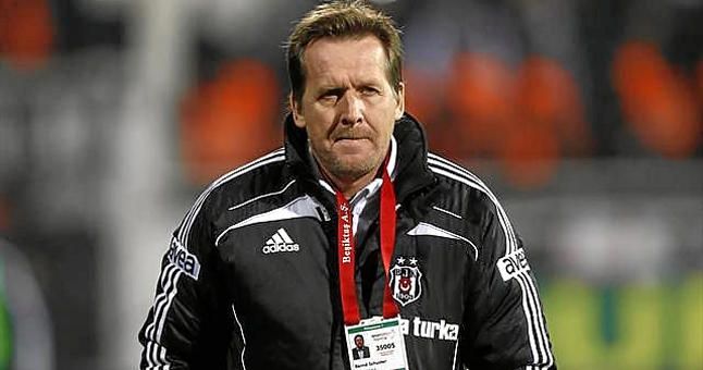 Schuster, nuevo técnico del Málaga para las cinco próximas temporadas