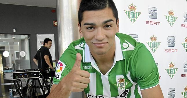 Conociendo a Lolo Reyes...