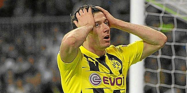 Lewandowski: "Me siento estafado por la directiva del Dortmund"