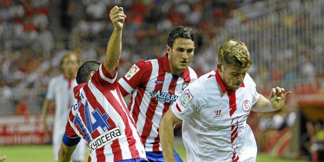 La renovación de Alberto Moreno, paralizada por el momento