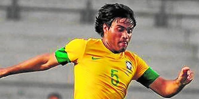 El Sevilla, establecido en Brasil para pescar estrellas