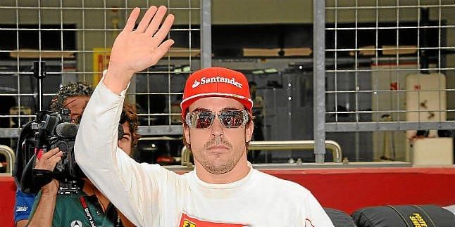 Alonso reafirma su buena relación con Ferrari