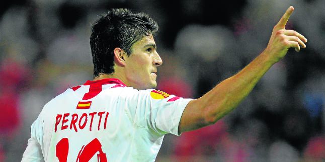 Perotti, un "jugador de otro planeta" que divide Nervión