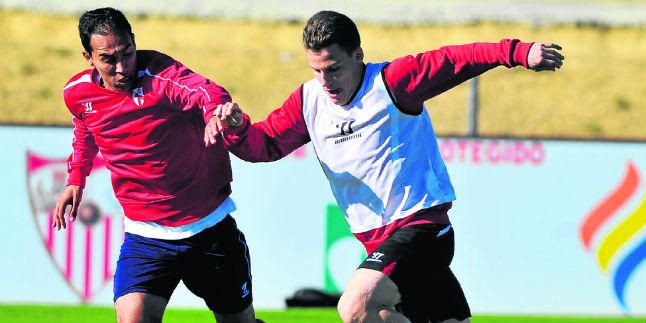 Gameiro: "Bacca marca con facilidad, pero yo busco ser titular"