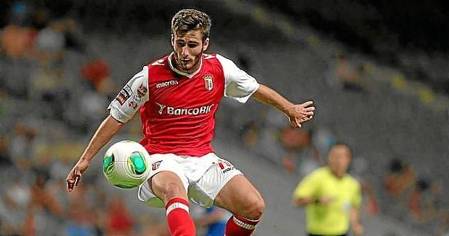 Las libras inglesas, competencia del Sevilla por Rafa Silva