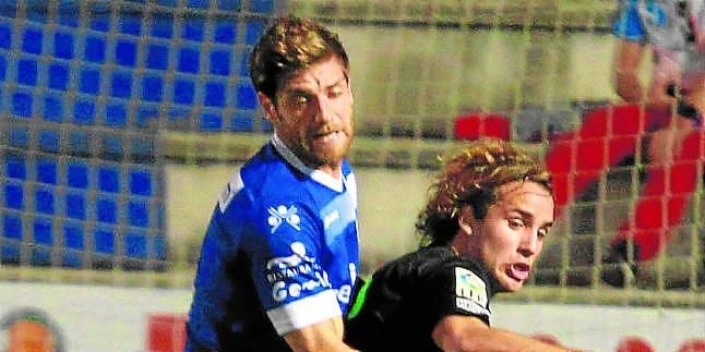 Dolorosa derrota del Ecija que le acerca a Tercera División(1-4)