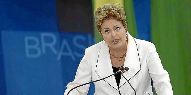 Rousseff insta a "reprimir con rigor" la violencia en el fútbol