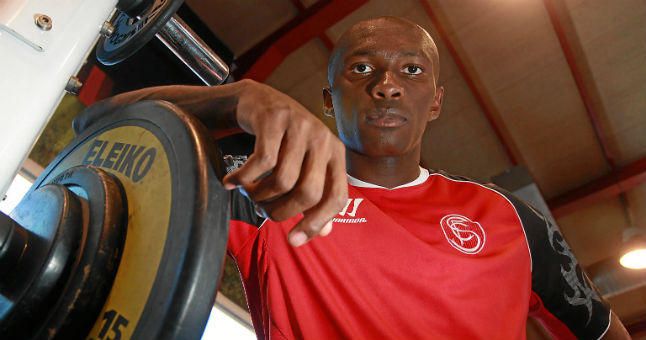 M´Bia lleva unas semanas buscando casa en Sevilla