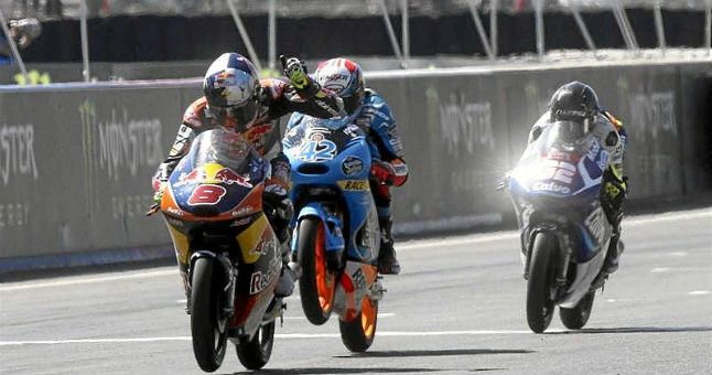 Miller se impone a los españoles en Moto3