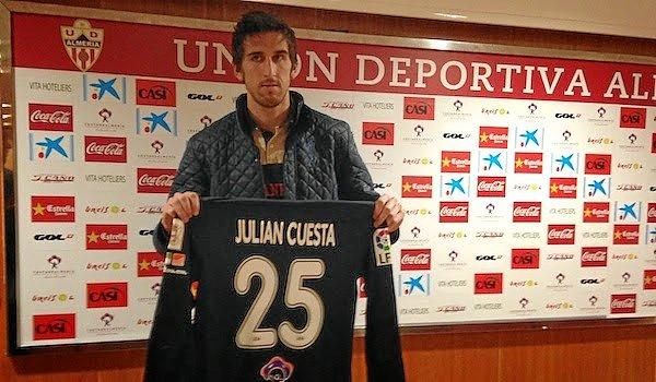 Julián: "Me gustaría seguir en la UD Almería"
