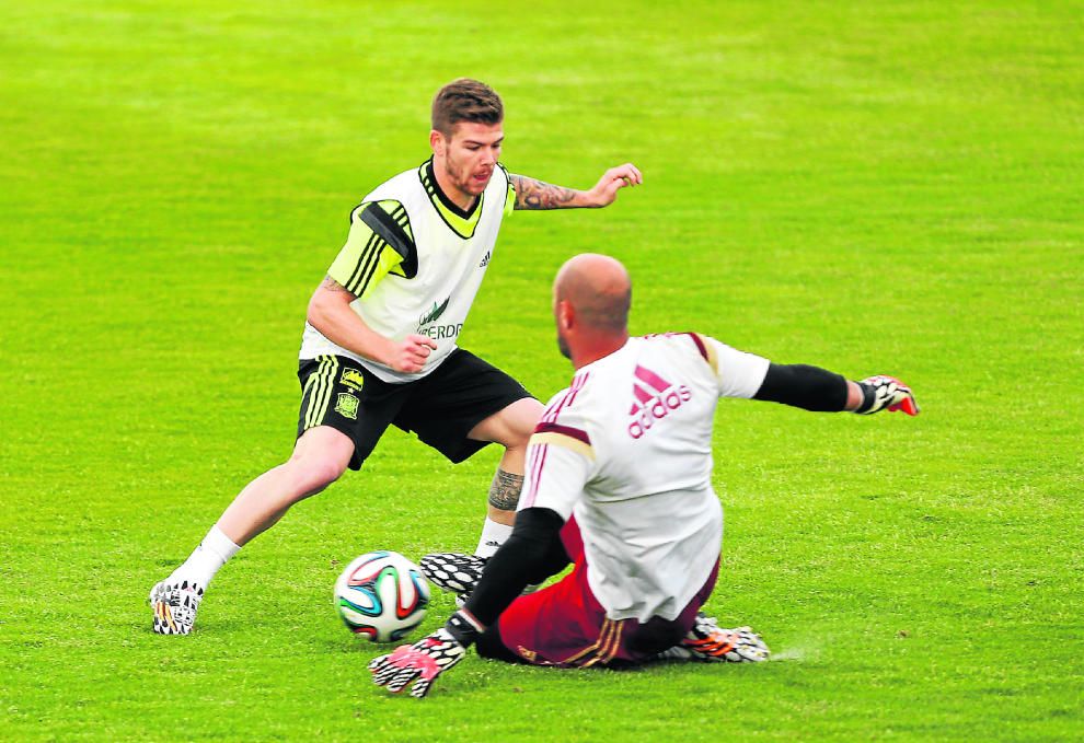 Alberto Moreno: "Sólo pienso en la selección"