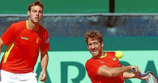 Granollers y López ganan a los Bryan y pasan a semifinales de Roland Garros