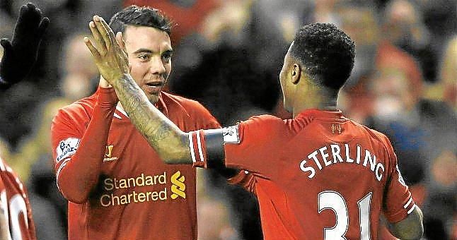 Surge el nombre de Iago Aspas en la operación por Alberto Moreno