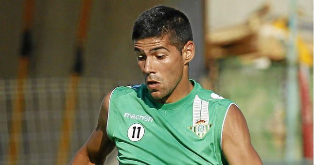 El Betis abrirá la puerta a Juanfran, pero no a cualquier precio