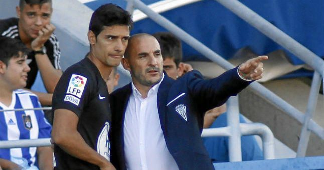Ferrer renueva con el Córdoba y no entrenará al Betis