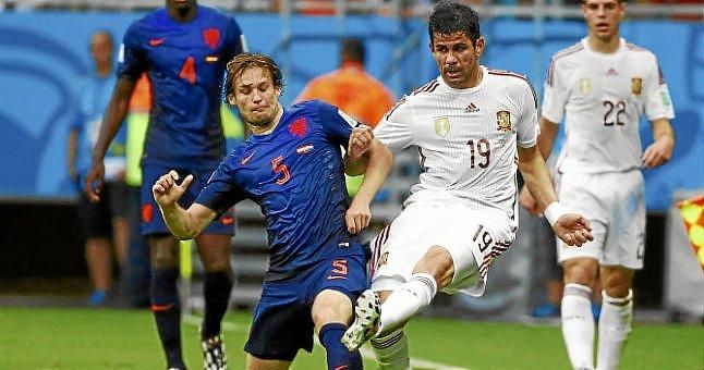 Blind dificulta aún más el traspaso de Alberto al Liverpool