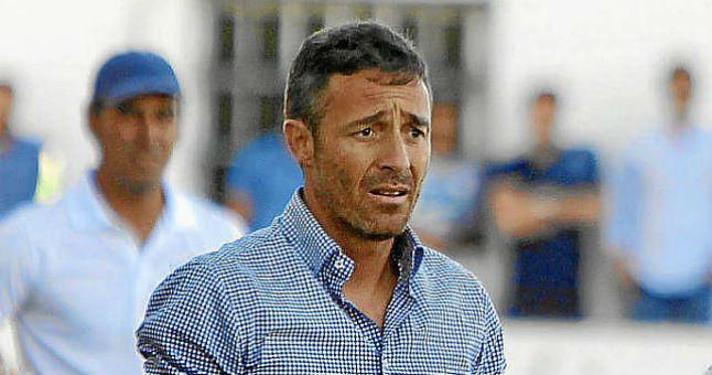 Óscar Cano deja de ser entrenador del Betis B