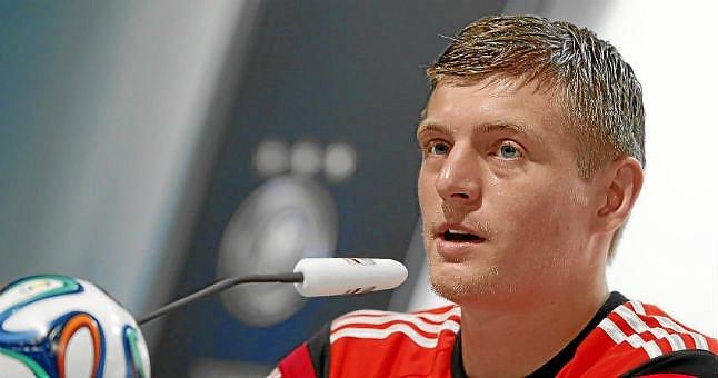 El agente de Toni Kroos desmiente que haya un acuerdo con el Real Madrid