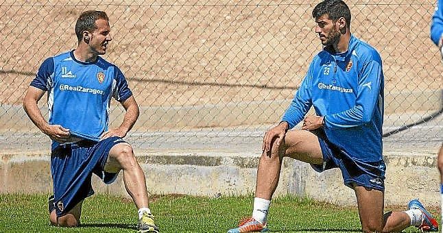 El Zaragoza inicia la pretemporada con 13 jugadores