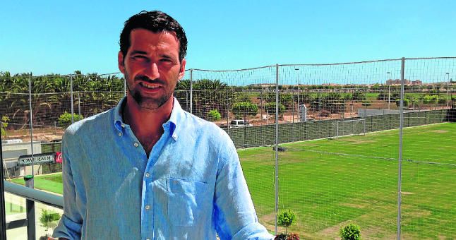 Mariano Sánchez: "El Betis lo tiene todo para subir; es el favorito"