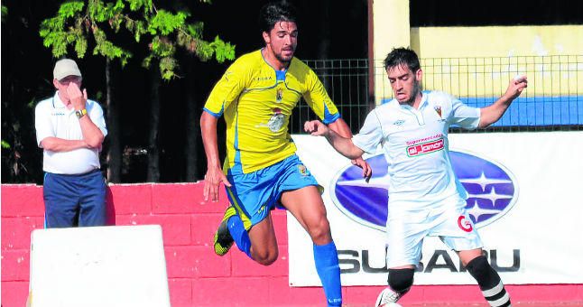 Tano, libre, cumple los requisitos del mejor mirlo blanco