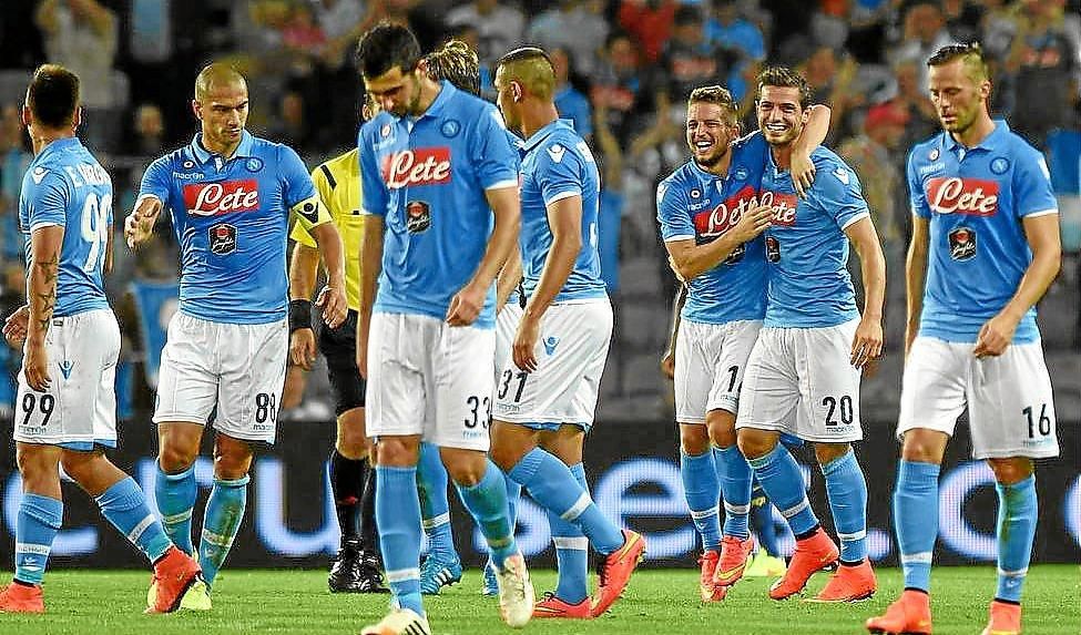 Dzemaili: "Me gratifica que equipos como el Sevilla y el Milan piensen en mí"