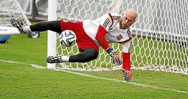 Pepe Reina asegura que llega al Bayern para ganar todos los títulos posibles