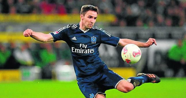 El Sevilla reabre la vía Badelj, que exige apurar los plazos