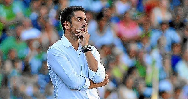 Velázquez: "Los jugadores se están dejando la piel de lunes a domingo"