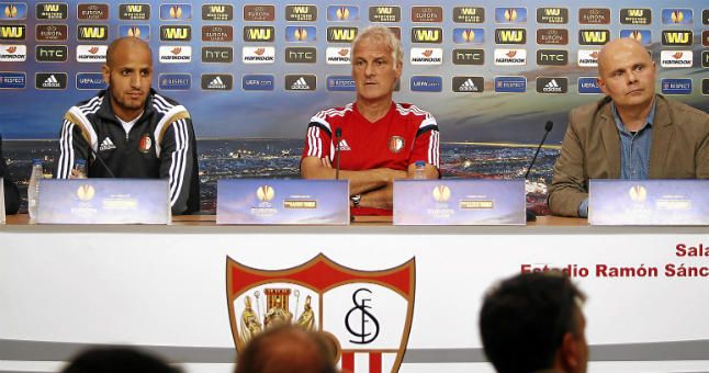Fred Rutten: "Siento un gran respeto por el Sevilla por ser el actual campeón"