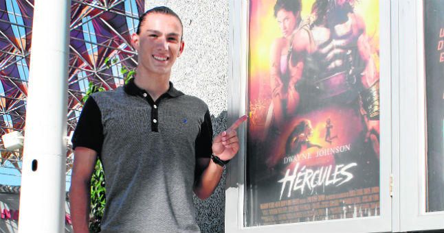 Son (San Roque): Un héroe de Bronce