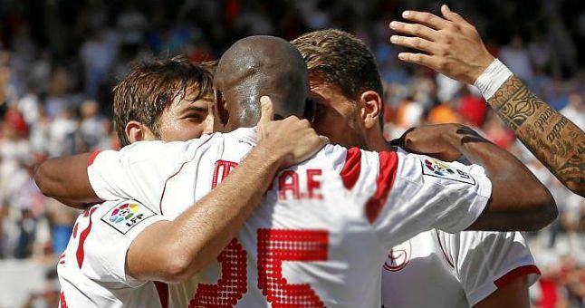 Sevilla 4-1 Deportivo: Doblete de M'Bia en la goleada rojiblanca
