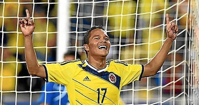 Bacca hace doblete en la goleada de Colombia