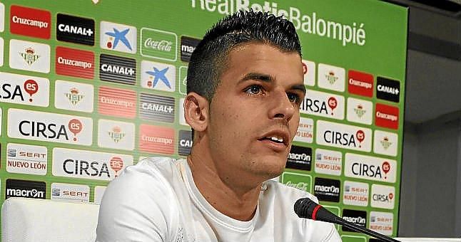 Álex Martínez: "Ha sido un partido feo, sin ocasiones claras"