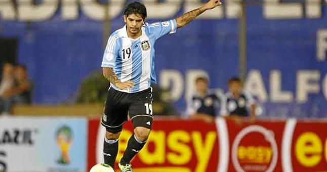 Gol y asistencia para Banega con la selección argentina