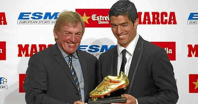 Luis Suárez recibe la Bota de Oro